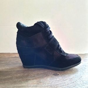 Black Wedge Sneakers, New, Size 5.5